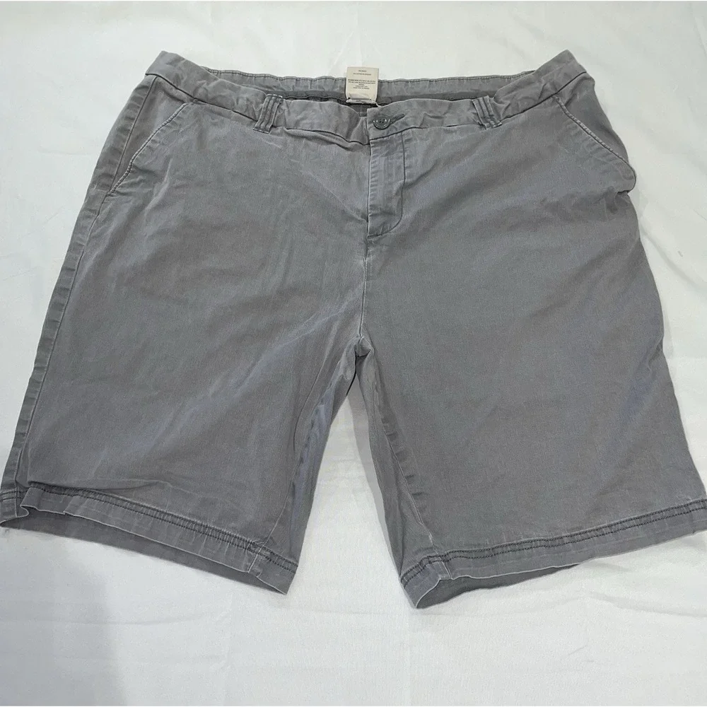 Magellan Outdoors Mens Gray Stretch Cotton Casual Hiking Walking Shorts Size 18